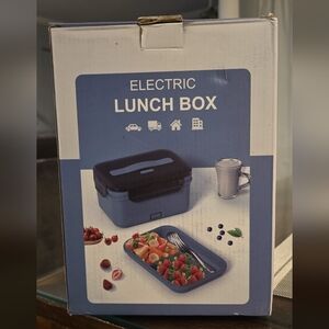BRAND NEW IN BOX - ELECTRONIC LUNCH BOX